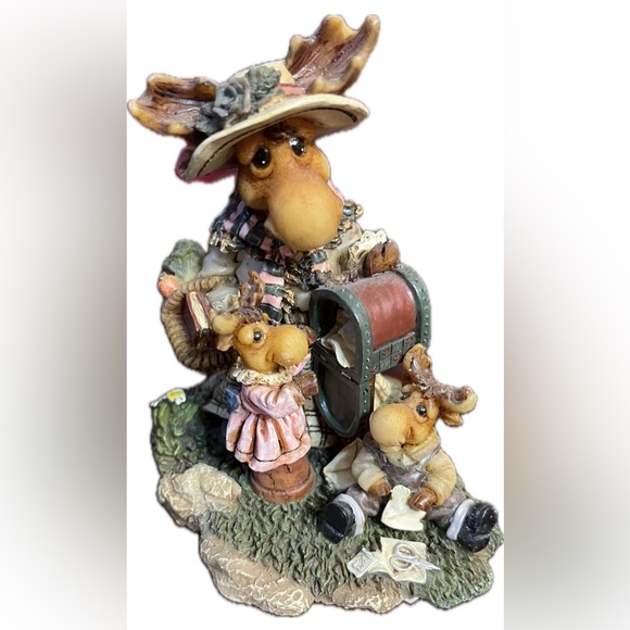 Vintage Mooseberry Farms moose characters 1996 Moose Creek Crossing 1995 - Picture 11 of 16